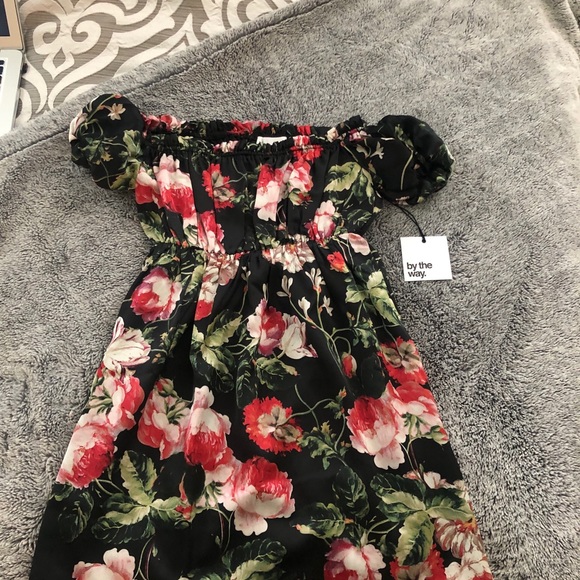 By the Way Paris Babydoll Dress in Dark Floral - Picture 4 of 5